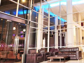 Royal Hotel n' Lounge - Image 3