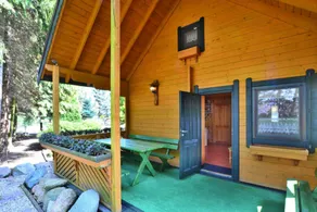 Comfortable holiday home with a large garden - Image 3