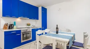 Apartments in pinewood near the sea - Image 2