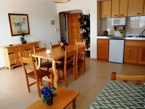 Apartamentos Mar Bella - Image 5