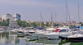 Apartament 22 - Image 2