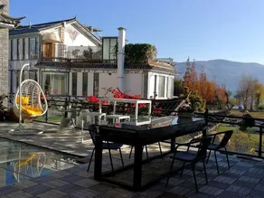 Dali Cozy Blue Inn - Image 4