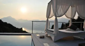 Zeno Suites - Image 2