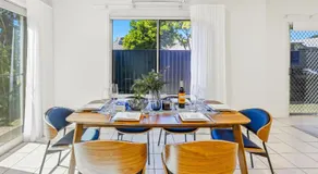Luxe Casa North Lakes - Luxury 4BR Residence - Image 4