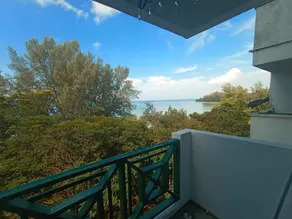 Resort Apartment Depan Laut - Image 5