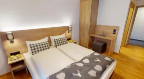 Double Room - Haus Alpina - Image 4