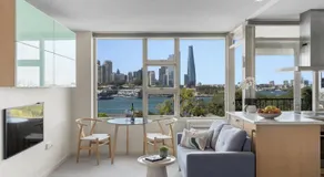 Magical Sydney Escape with Harbour Views & Parking - Image 2