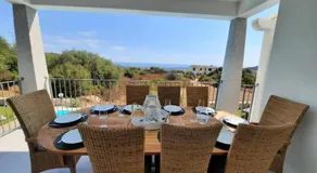 Villa con piscina Vista mare 12 posti letto by budoni affitti - Image 3