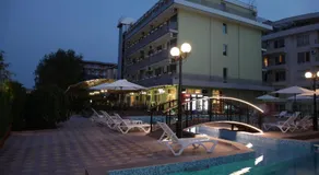 Hotel Zaara - Image 2