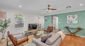 Walk to ACL, Fire Pit, Fenced Yard, SoCo Spot - Image 2