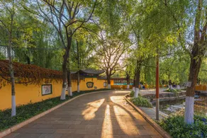 Jingbianhuahua Holiday Hotel - Image 5