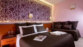 Sam Rooms - Image 2
