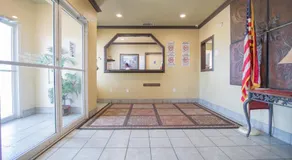 The Crossroads Hotel and Suites Irving - Image 3