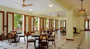 Seascape Beach Retreat - Image 4