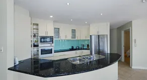 Agave Cove - Great Spot In The Heart Of Avoca! - Image 5