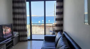 Seafront Stay - Image 3
