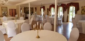 Schloßhotel Frauenmark - Image 4
