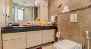 4BR apartment for Business & Medical stays near Golf Course Road Gurgaon - Image 4