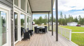 Guestly Homes Seaside Stay with Sauna - Image 5