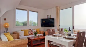 Seaside Home Jacuzzi Pool Free Surf Retreat - Image 4