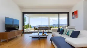 Ibiza Town Modern Villa Sleeps 10 - Image 2