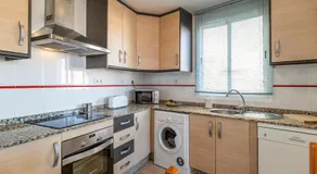 Sonnige Wohnung in der Nähe des Paseo - Image 4