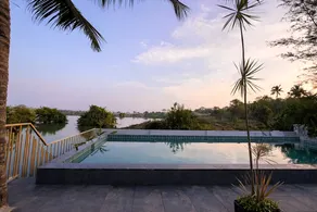 The Cove Beach Resort - Image 3