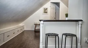 Comfy 3rd Floor Studio Near NYC - Image 2