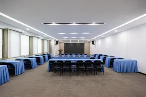 Atour Hotel Dalian Xinghai Square Convention and Exhibition Center Metro Station - Image 5