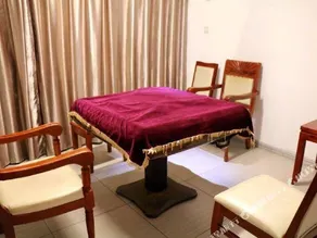 V8 Theme Hotel Xiuying - Image 2