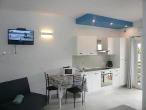 Oasi Holiday Home - Image 5