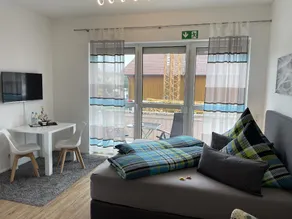 Superior Apartment mit Balkon - Image 4