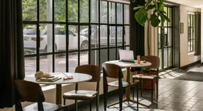 The Industrialist Hotel Brooklyn - Image 2