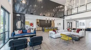 Birmingham Luxury Apt, near everything - Image 5