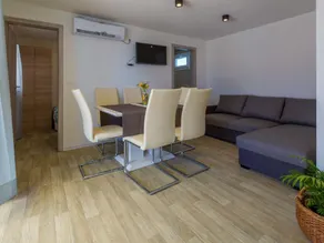 Adorable home with private terrace,10m distant from beach ! - Image 3