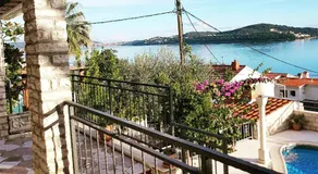 Spacious Villa in Seget Vranjica with Private Pool - Image 5