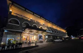 Aston Stay and Villas - Image 1