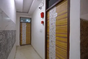OYO Flagship 79289 Hotel Grand Keshav - Image 2