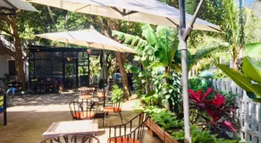 Eden House & Coffee Con Dao - Image 4