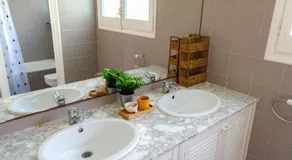 Villa „El Riu del Cel“ mit privatem Garten, Pool und WLAN - Image 5