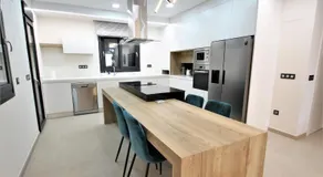 Luxury Villa - Image 3