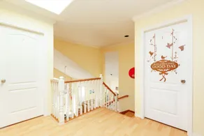 Charming Family Hotel - Image 2