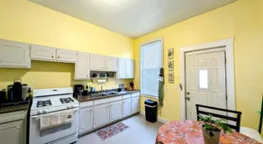 The Avondale Guesthouse - Image 3