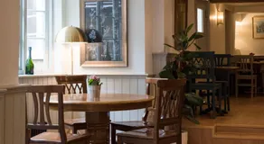 The Cross Keys Sherborne - Image 2