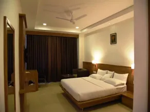 Hotel Raama - Image 5