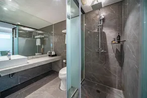 Rong Impression International Hotel - Image 2