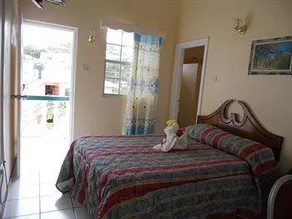 Stephanie's Apartments Ltd - Image 4