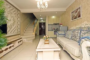 Enjoy Home Theme Hostel (Aoyuan Plaza Branch) - Image 4