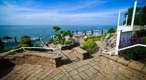 The Lakehouse Inn Geneva - Image 4