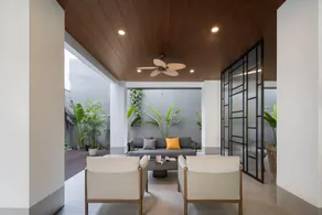 Cove Dra House - Image 2